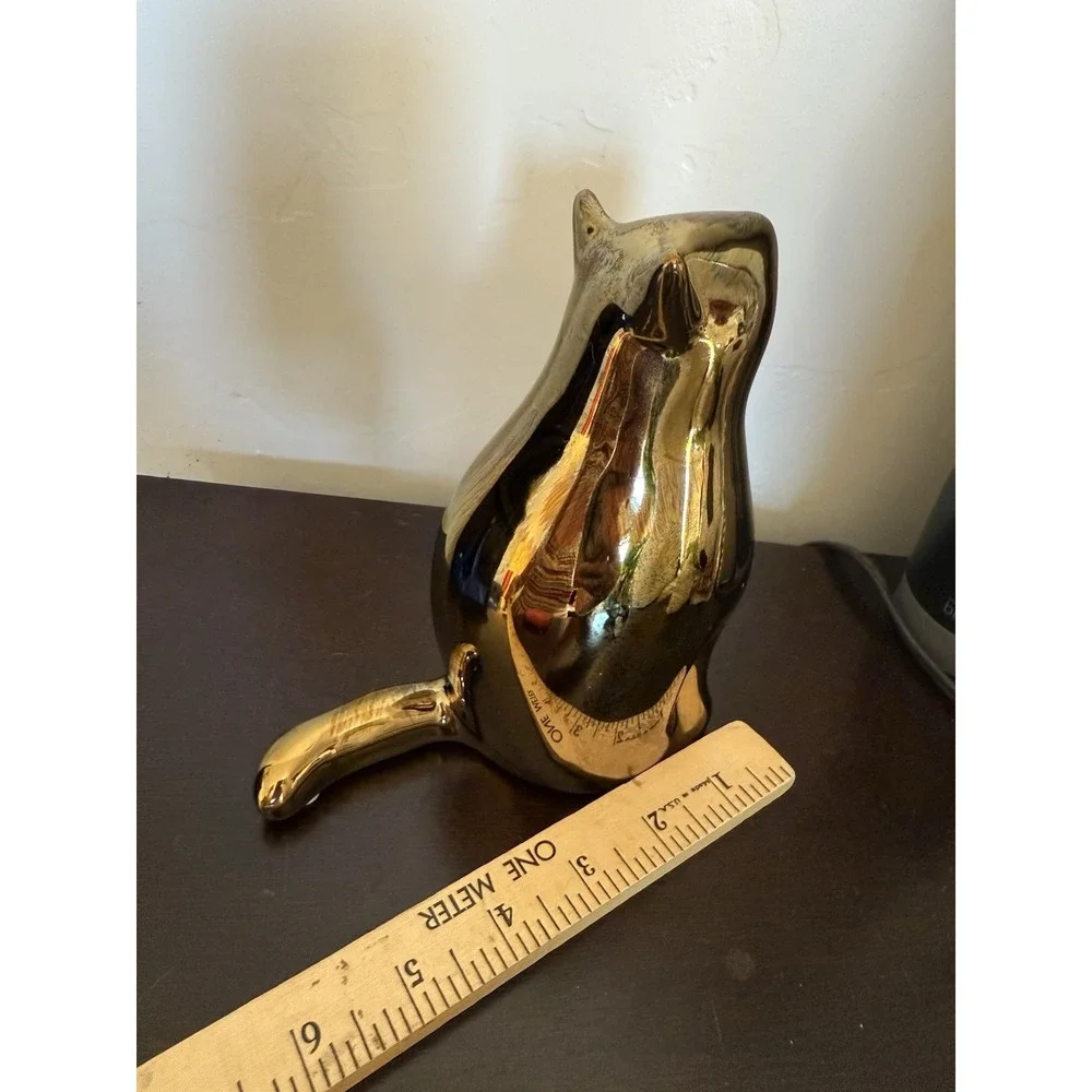 Modern Gold Painted Ceramic Cat Statue Figurine Pudgy Cat 6.5